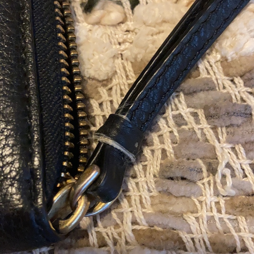 Marc By Marc Jacobs Pebbled Leather Wallet - Picture 6 of 7